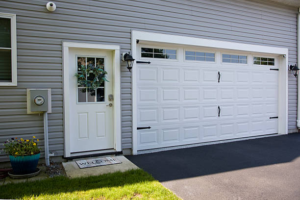 24/7 Emergency Garage Door Panel Replacement experts in Keya Paha County County, NE